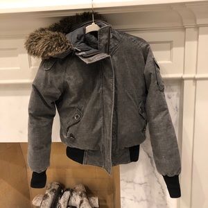 ARITZIA Community down jacket with detachable hood